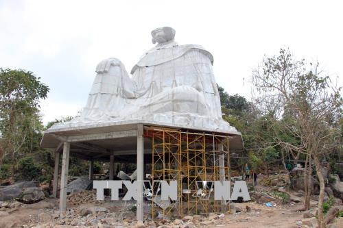 Sẽ tháo dỡ tượng Bà Chúa Xứ xây dựng trái phép trên Núi Sam, An Giang ảnh 1